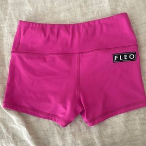 Like new Fleo shorts